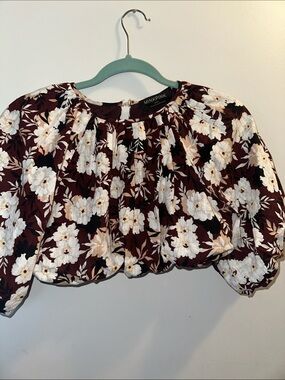 MINKPINK Burgundy Floral Puff Sleeve Crop Top
